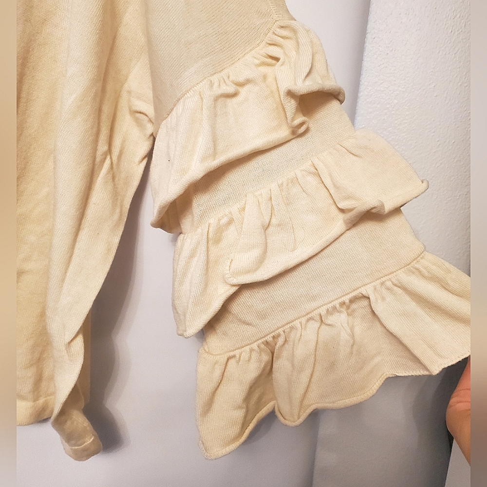 Fuzzi Ruffle sleeve sweater - Picture 2 of 4